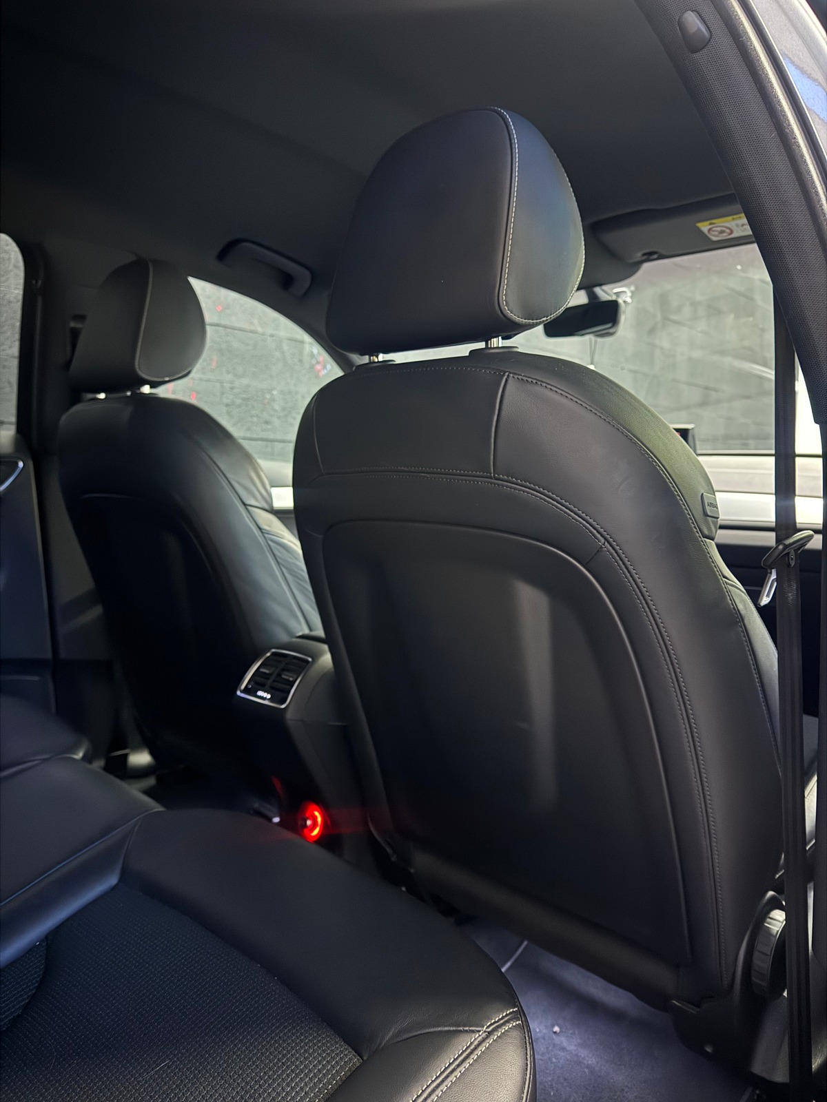 Audi Q3 2.0 TDI 120 MIDNIGHT SERIES SUIVI FULL AUDI