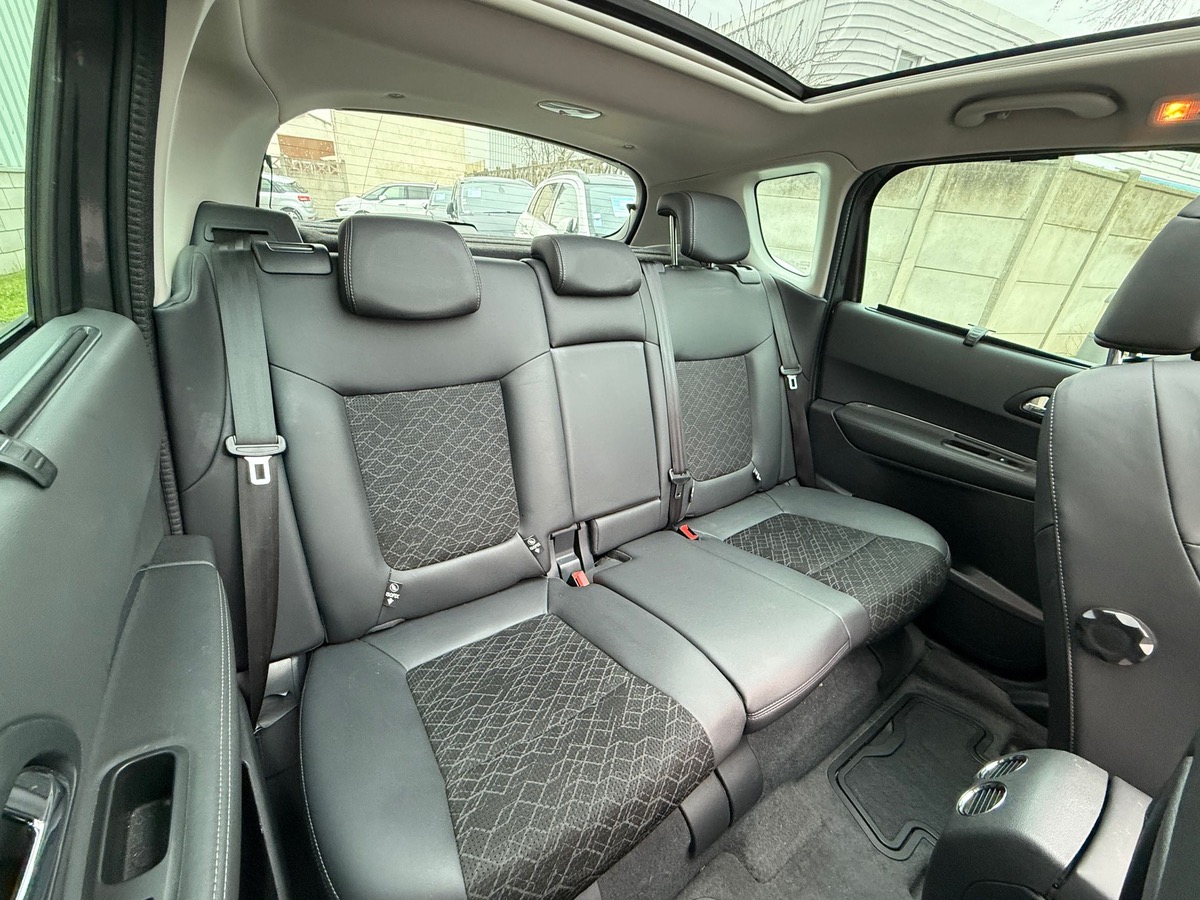 Peugeot 3008 1.6 HDI 115 CV S&S allure 1er main en 4X CBLuet