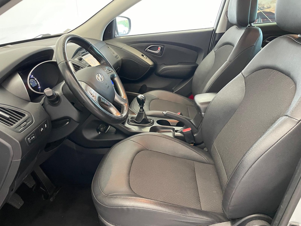 Hyundai ix35 1.7 CRDI 115   4X2 PREMIUM
