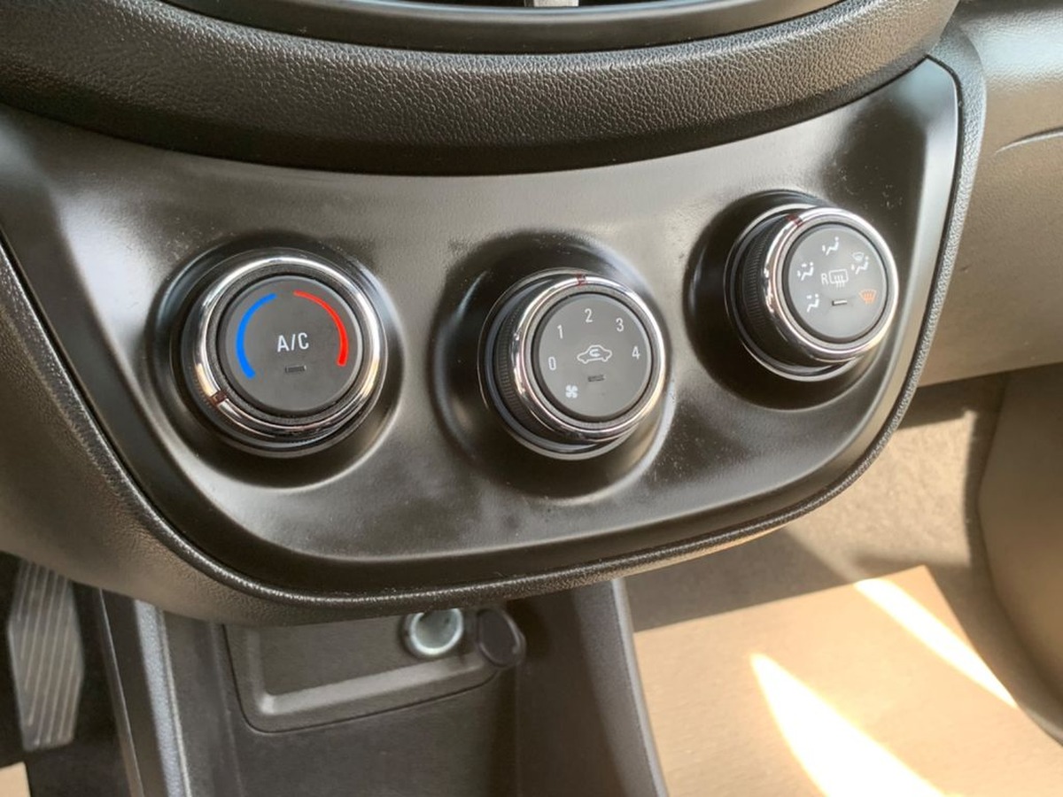 Opel Karl 1.0 Edition