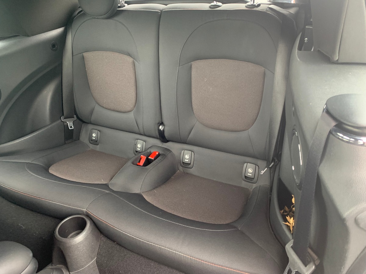 Mini Minicooper 136 chevaux | Chili | Pack Connected Navigation | Volant Sport gainé cuir MINI Yours