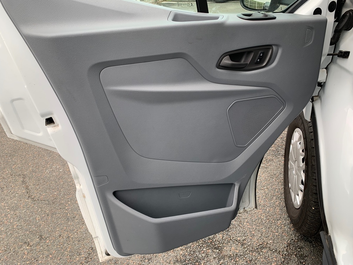 Ford Challenger 155 ch | 2,2 litres | GENESIS 288 EB Profilé | 3 Couchages | Caméra de recul