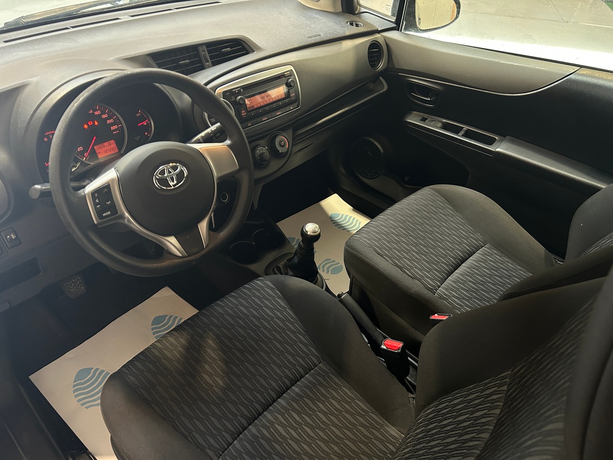 Toyota Yaris 1.0 VVTi 12V 69 cv - MOTEUR À CHAINE - VIDANGE ET CT OK - GARANTIE