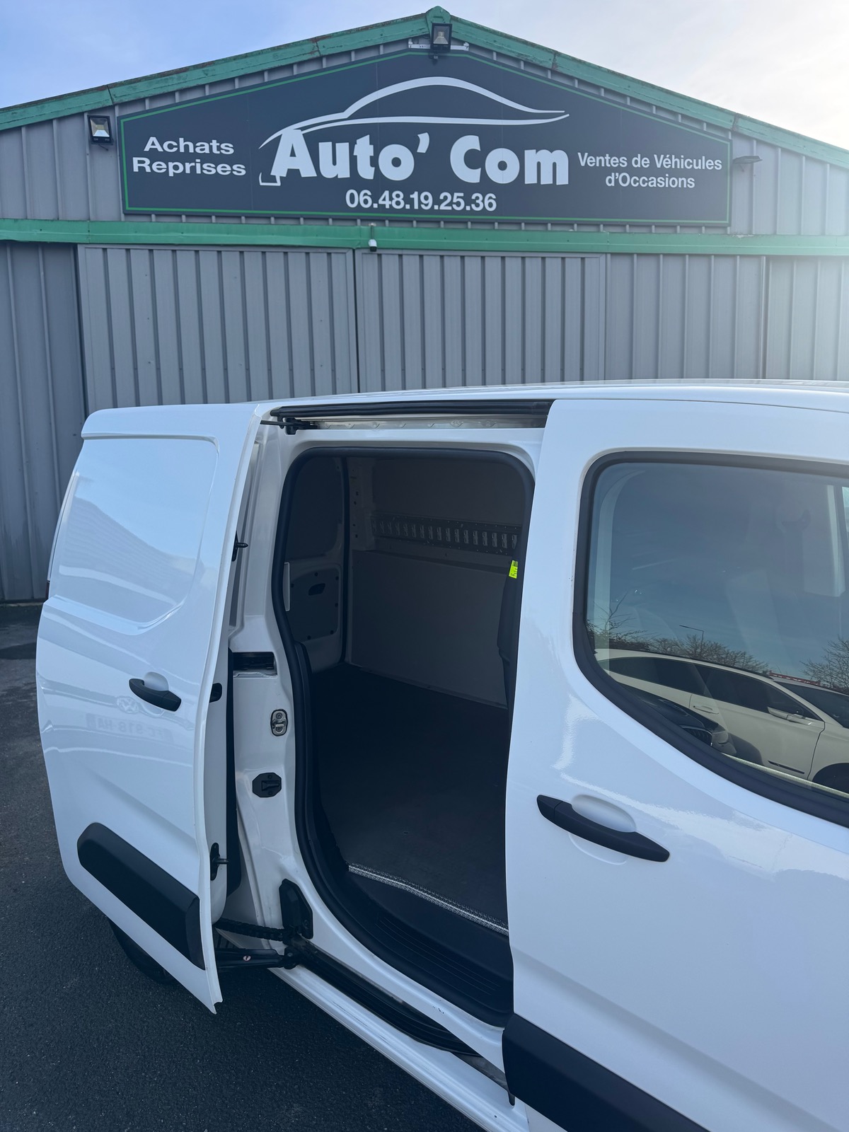 Peugeot Partner L2 LONG 1.5 BHDI 100CH PREMIUM 2 PLACES / PRIX HT