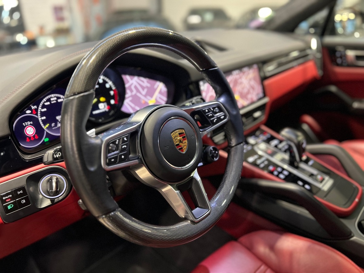 Porsche Cayenne Coupé III E-HYBRID 3.0 V6 462 PDK8 FR Carbone int/ext  - Burmester