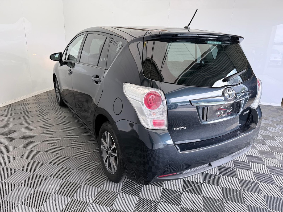 Toyota Verso 2.0 D4 - D 124  Première main