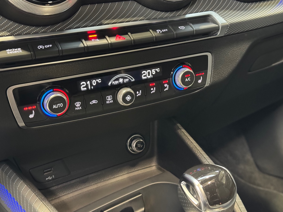 Audi Q2 35 TDI QUATTRO S-TRONIC7 150CV S-LINE TOIT PANORAMIQUE A