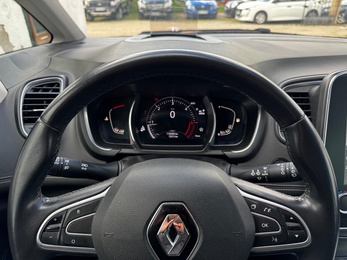 RENAULT Grand Scenic IV BLUE DCI 120 CV INTENS 7 PLACES AFFICHEUR TÊTE HAUTE / TOIT PANO / CAMÉRA
