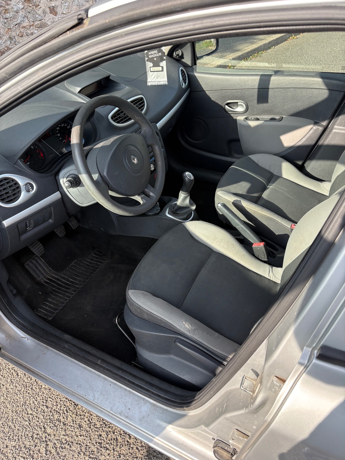 RENAULT Clio 3 phase 2 AUTHENTIQUE 1.2 16v