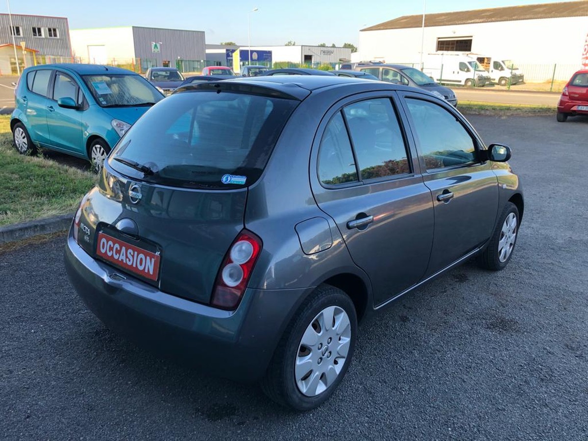 Nissan Micra 1.2i - 65