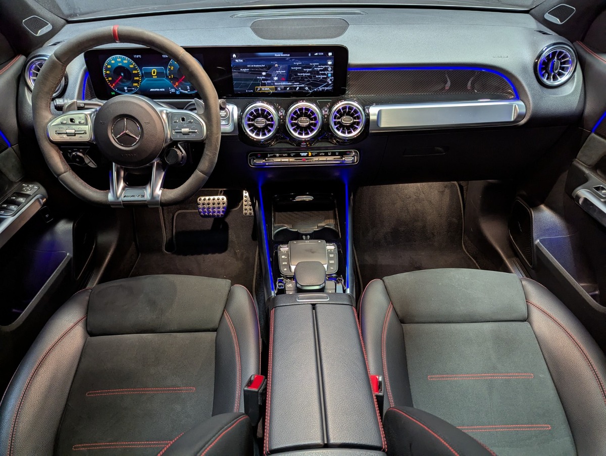 Mercedes Benz GLB AMG 35 4MATIC