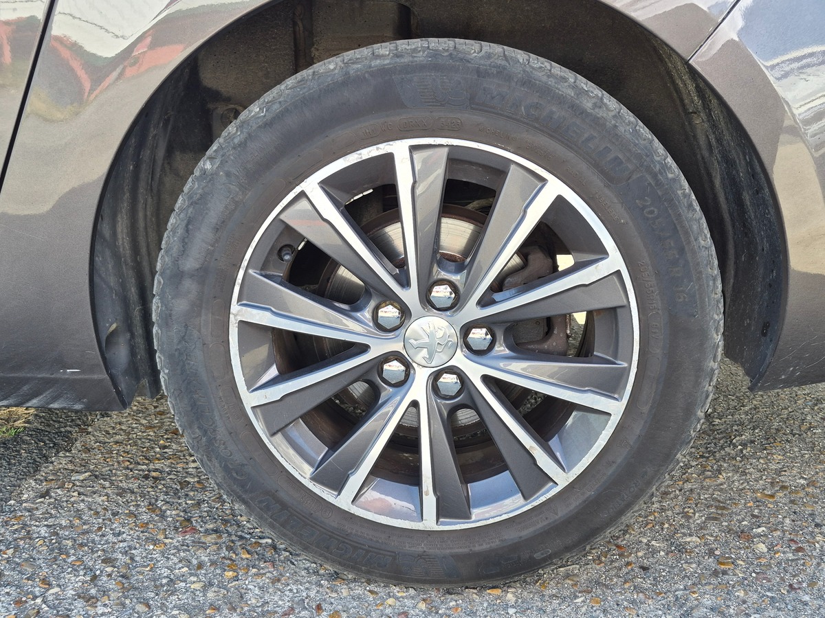 Peugeot 308 SW 1.6 e-HDi FAP 115ch Business Pack