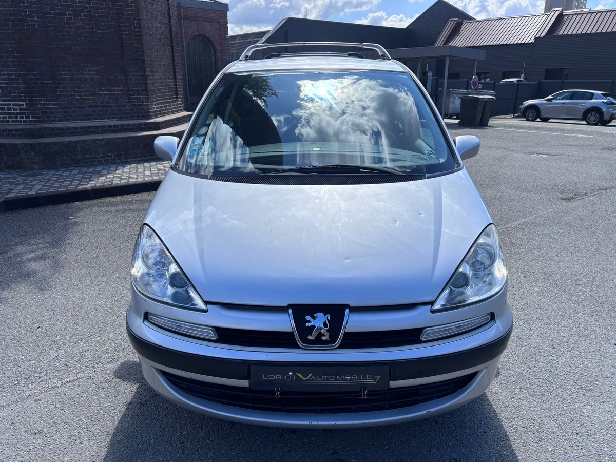 Peugeot 807 7 places 2.0 HDi 110 Confort - Distribution neuve - Garantie