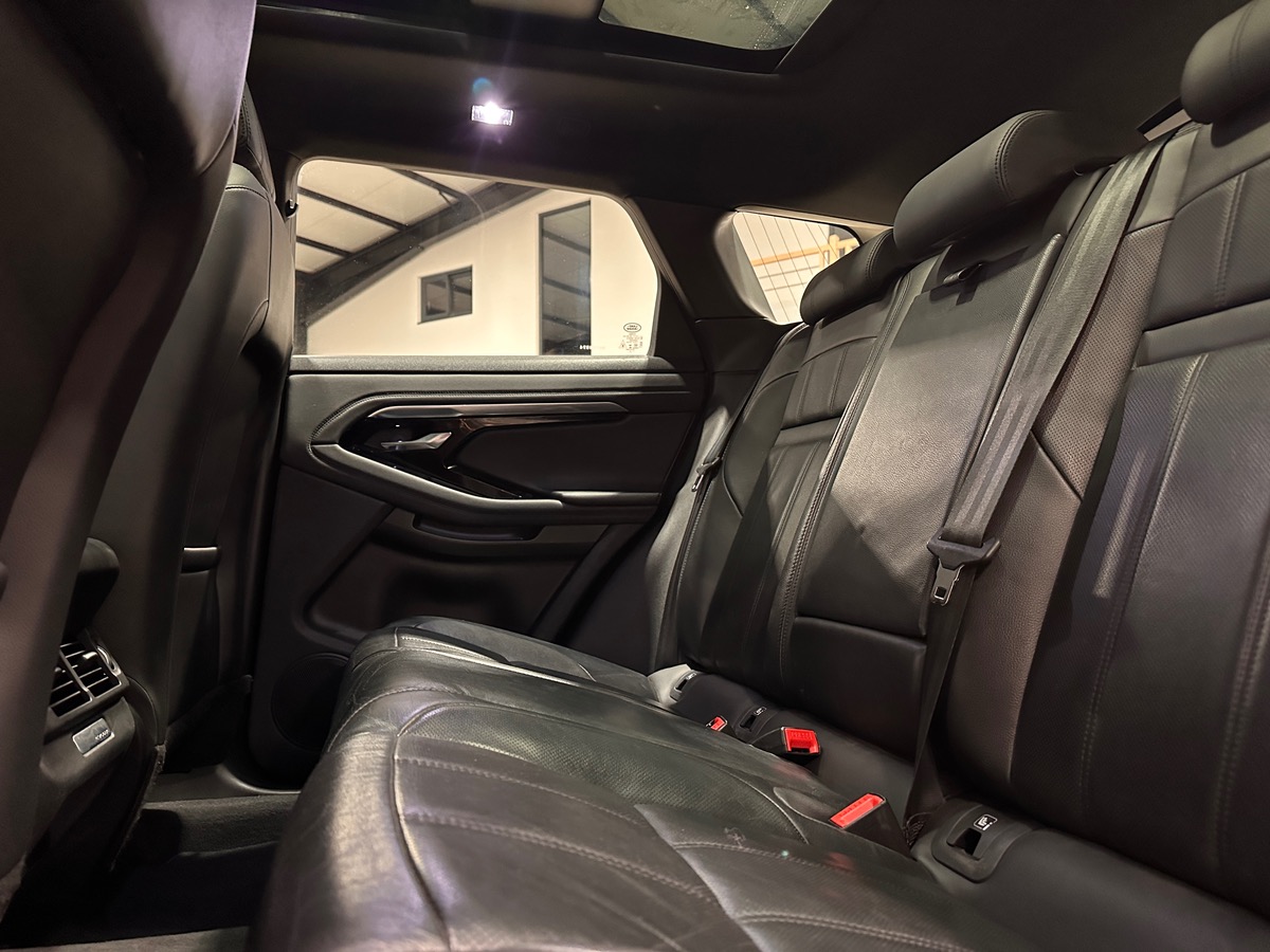 Land-Rover Range Rover Evoque Mark II P300e AWD R-Dynamic BVA8 309 ch