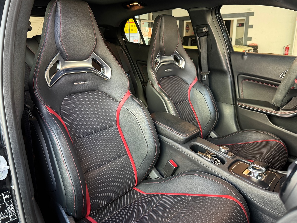 Mercedes-Benz GLA 45 AMG | Noir Cosmos | Toit Ouvrant | Sièges Perf | Keyless | Garantie 12 Mois