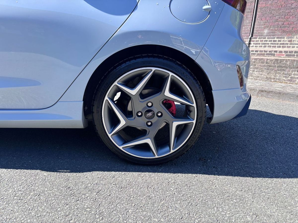 Ford Fiesta VI ST 1.5 Ecoboost 200cv - Entretien complet