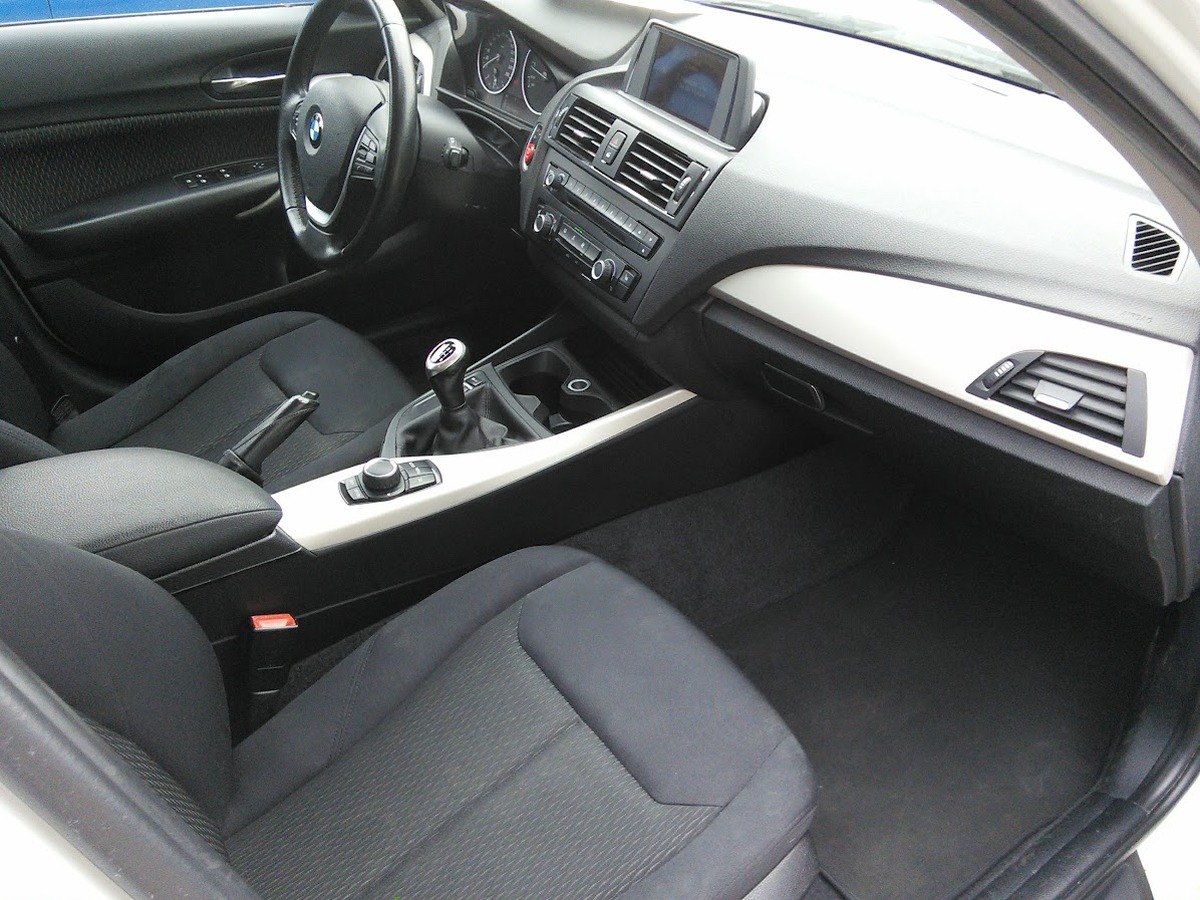 Bmw Série 1 114i 102 ch Lounge CLIM