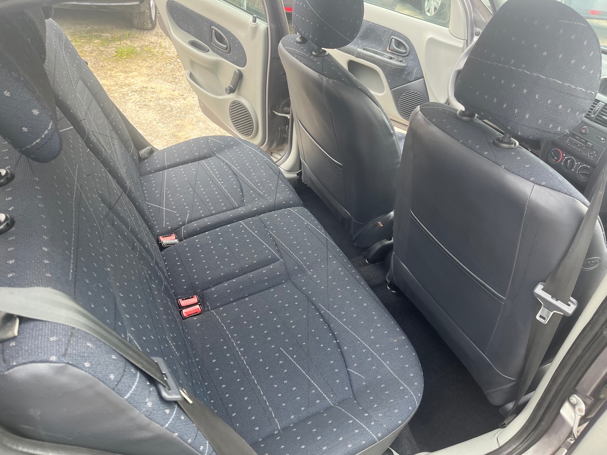 RENAULT Clio 1.2i 16v  108132km