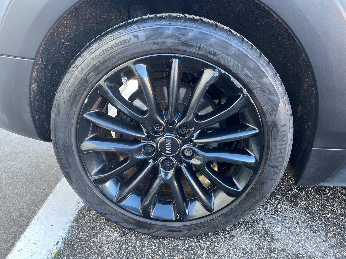 Mini Clubman ONE D 1.5 116ch, PACK CHILI, TOIT OUVRANT, SIEGES CHAUFFANT, RADAR DE RECUL, GPS