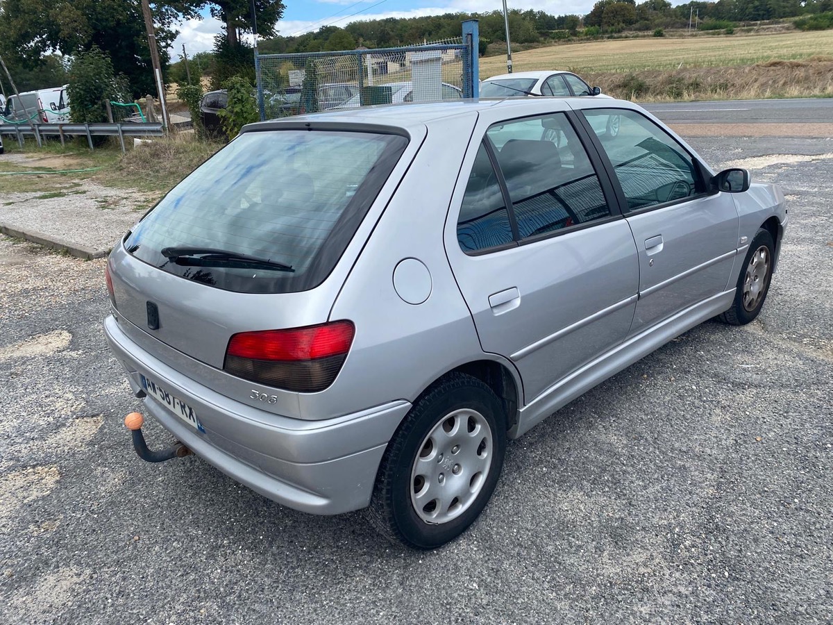 Peugeot 306 1.9d phase 2 petit prix