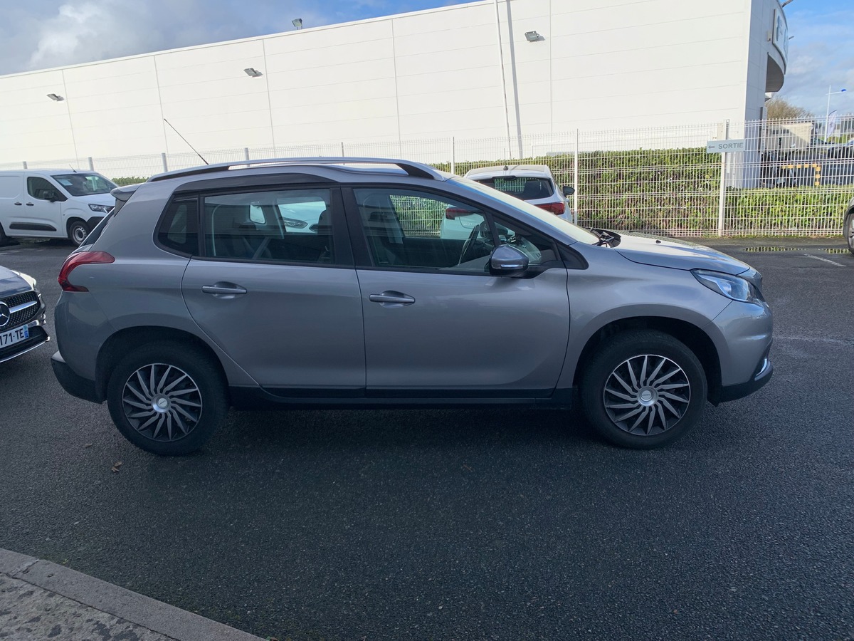 Peugeot 2008 82 ch | Active | Apple car play Android auto | Régulateur de vitesse | Pack Urbain