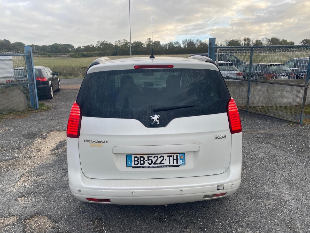 Peugeot 5008 1.6 hdi 112cv pack family