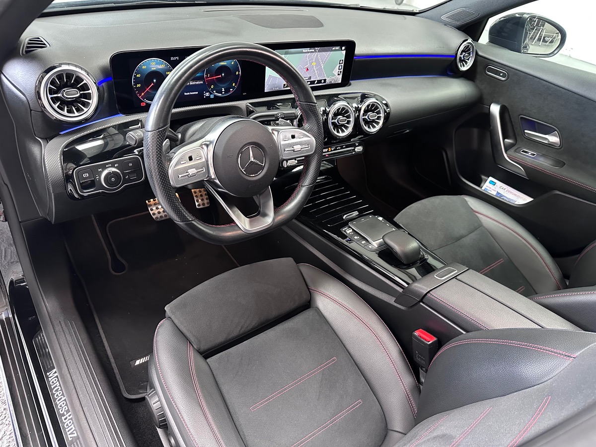 Mercedes-Benz Classe A IV (2) 200 D AMG LINE 8G-DCT