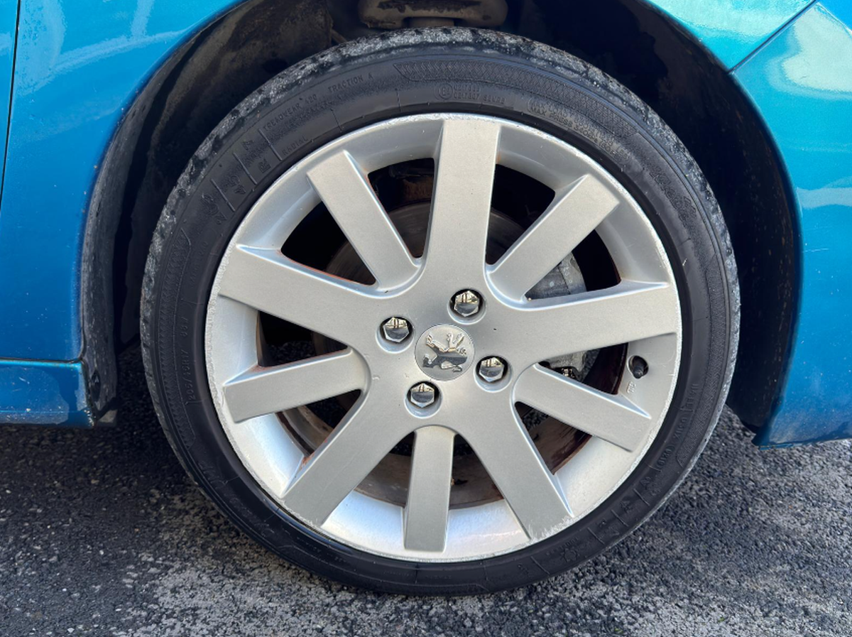 Peugeot 207 1.6 THP 150 ch BVM