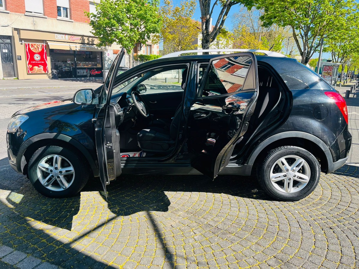 Ssangyong Korando - Confort - Awd 4x4 - 2.0 xdi 175cv BVM6 - 2ème Main - 4xCb - Reprises