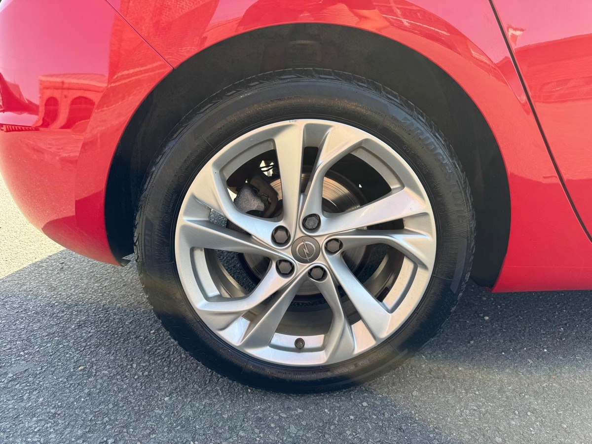Opel Astra 1.4 SIDI Turbo 150cv - DYNAMIQUE - garantie