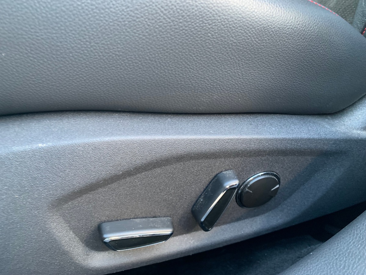 Ford Mondeo 187 ch | 2.0 | ST LINE | Caméra recul | Régulateur vitesse adaptatif | Phares avant LED