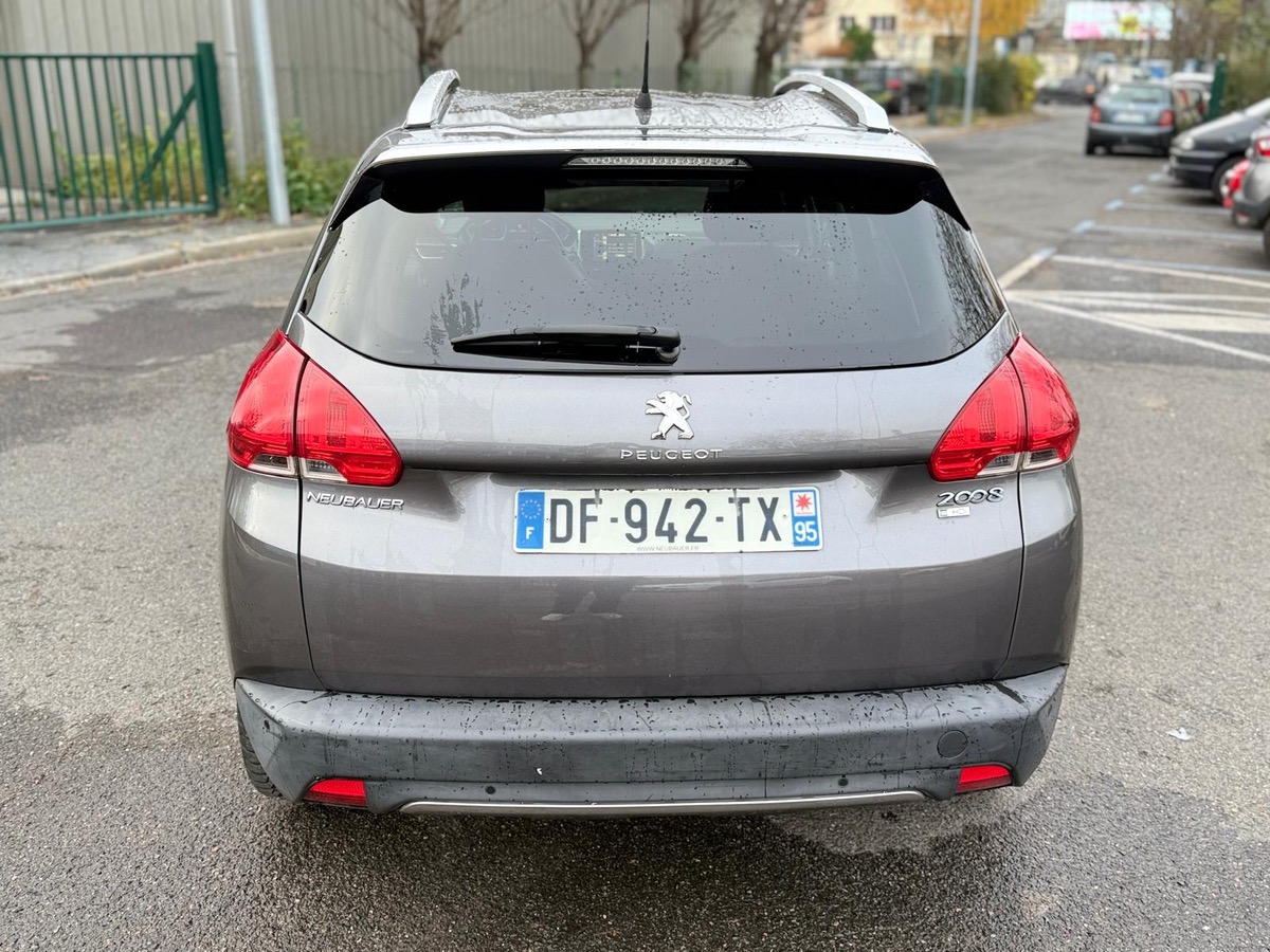 Peugeot 2008 1.6 e-HDI 115 CV féline  tout optiont en 4XCBLeux