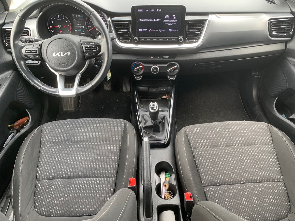 Kia Stonic 120 ch | Active | Caméra recul | Apple Car Play | Entretiens et Garantie constructeur