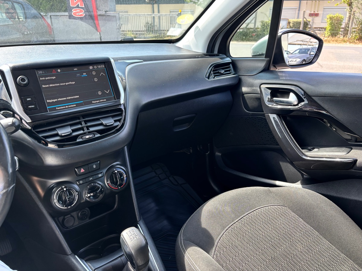 Peugeot 208 Société 1.6 hdi 75 BVM5