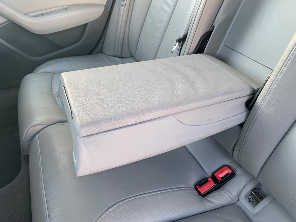 Audi A6 Avant 204 ch | V6 | Radar de stationnement avant arriére | Régulateur vitesse | GPS | Cuir