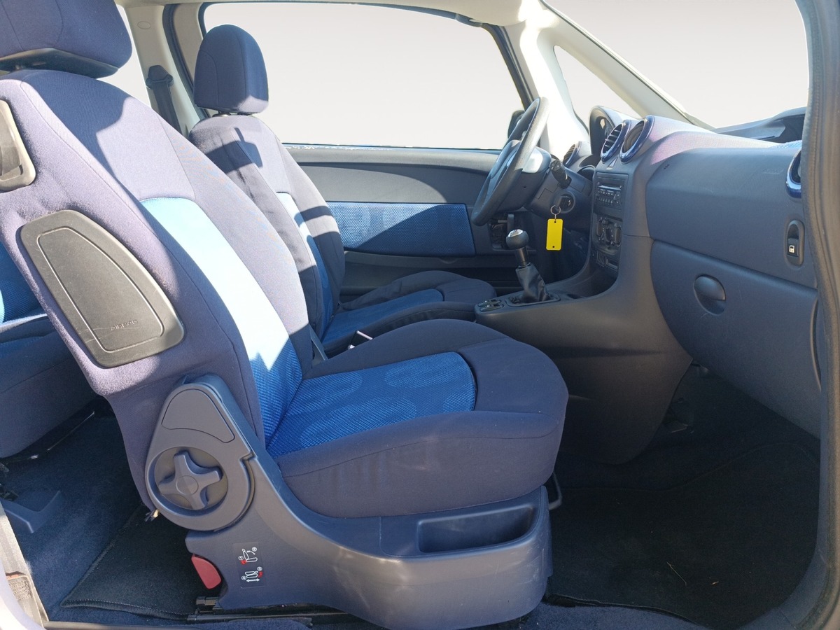 Peugeot 1007 1.4 90 CV DOLCE BVM5 ESSENCE