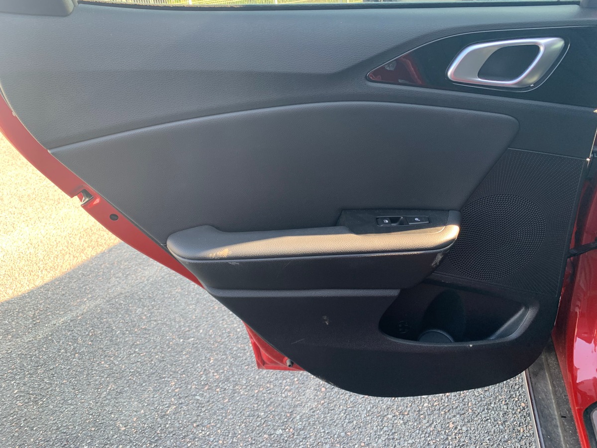 Kia XCeed 141 |Premium | Toit ouvrant | Siéges chauffants climatisés | Caméra recul | Apple car Play