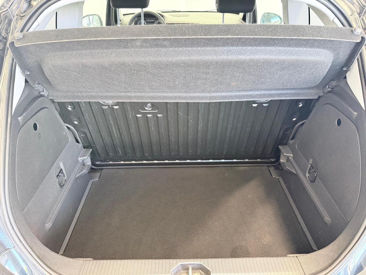 Opel Corsa 12  70 Essentia  Première main