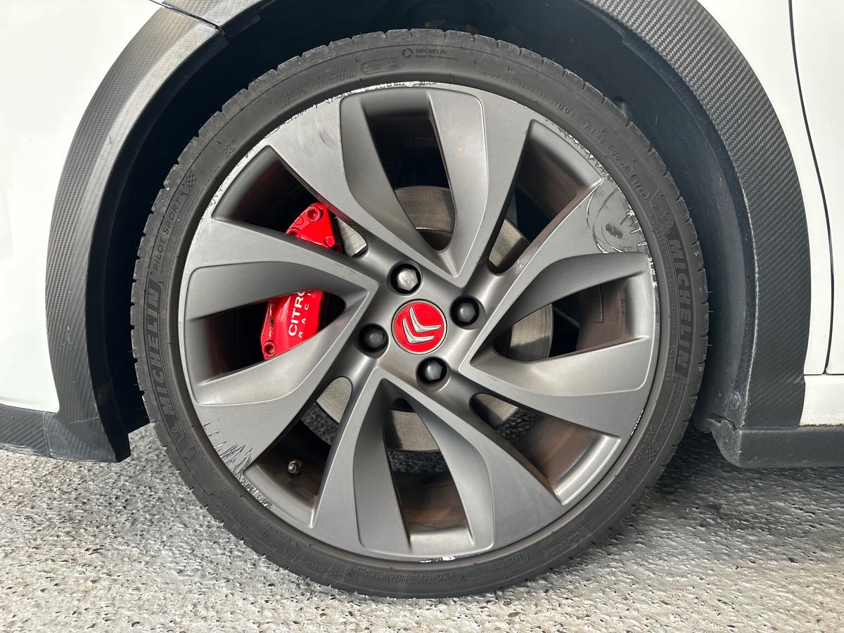 Citroën DS3 RACING 1.6 THP 200ch