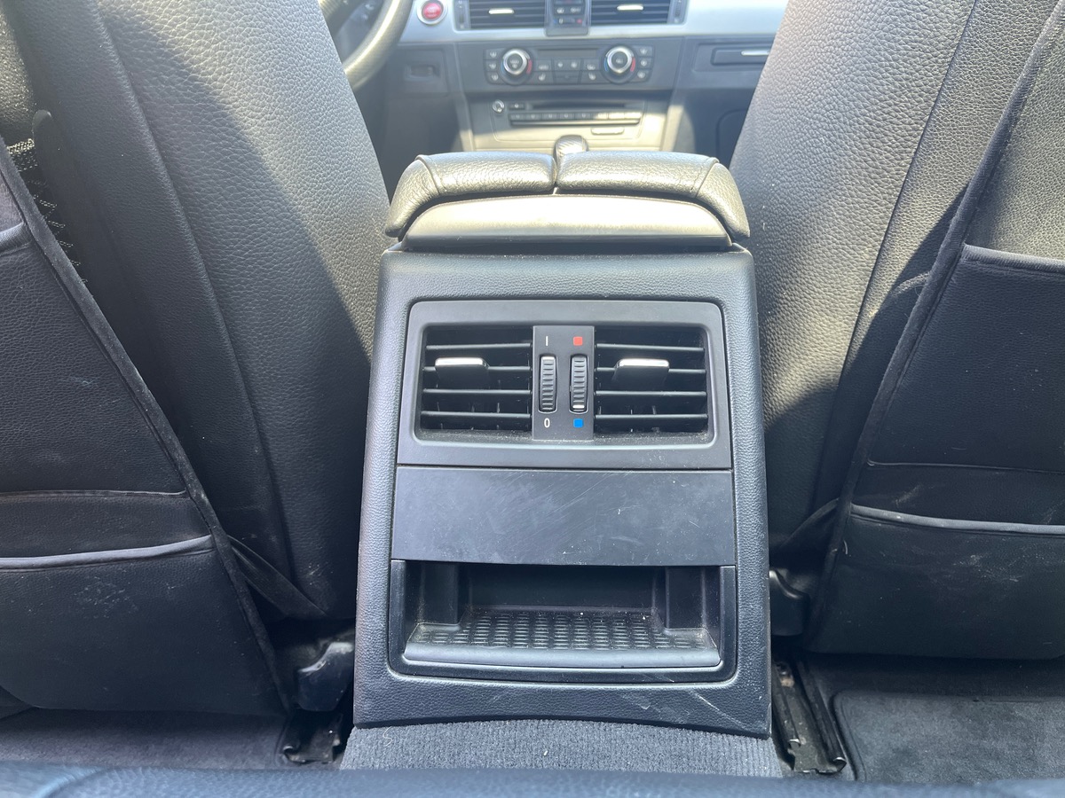 Bmw Série 3 Touring (E91) LCI 330i 272ch BVA Pack M, Suivi complet, Attelage RDSO, Toit panoramique