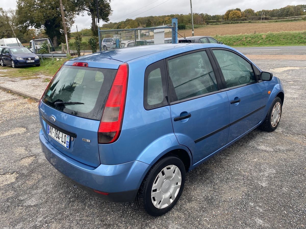 Ford Fiesta 1.4 tdci 70cv petit prix garantie 3 mois 