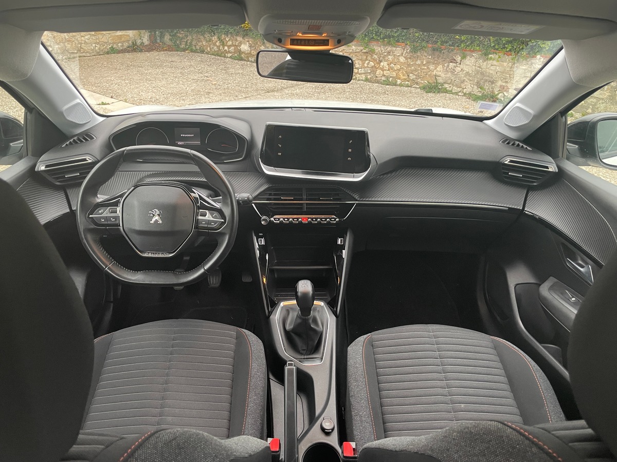 Peugeot 208 1.2 Puretech 75-  Finition Active Business - Historique Complet