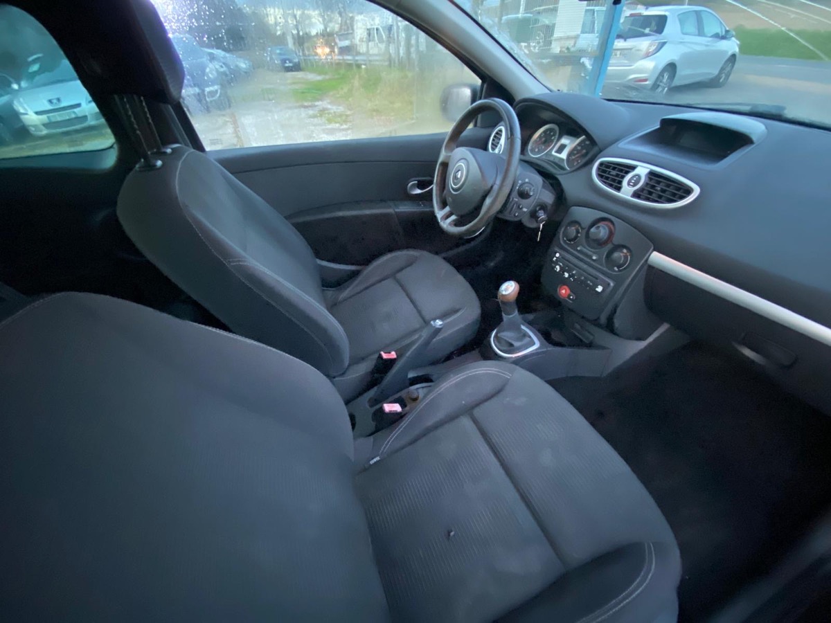 RENAULT Clio 1.2 tce 100cv