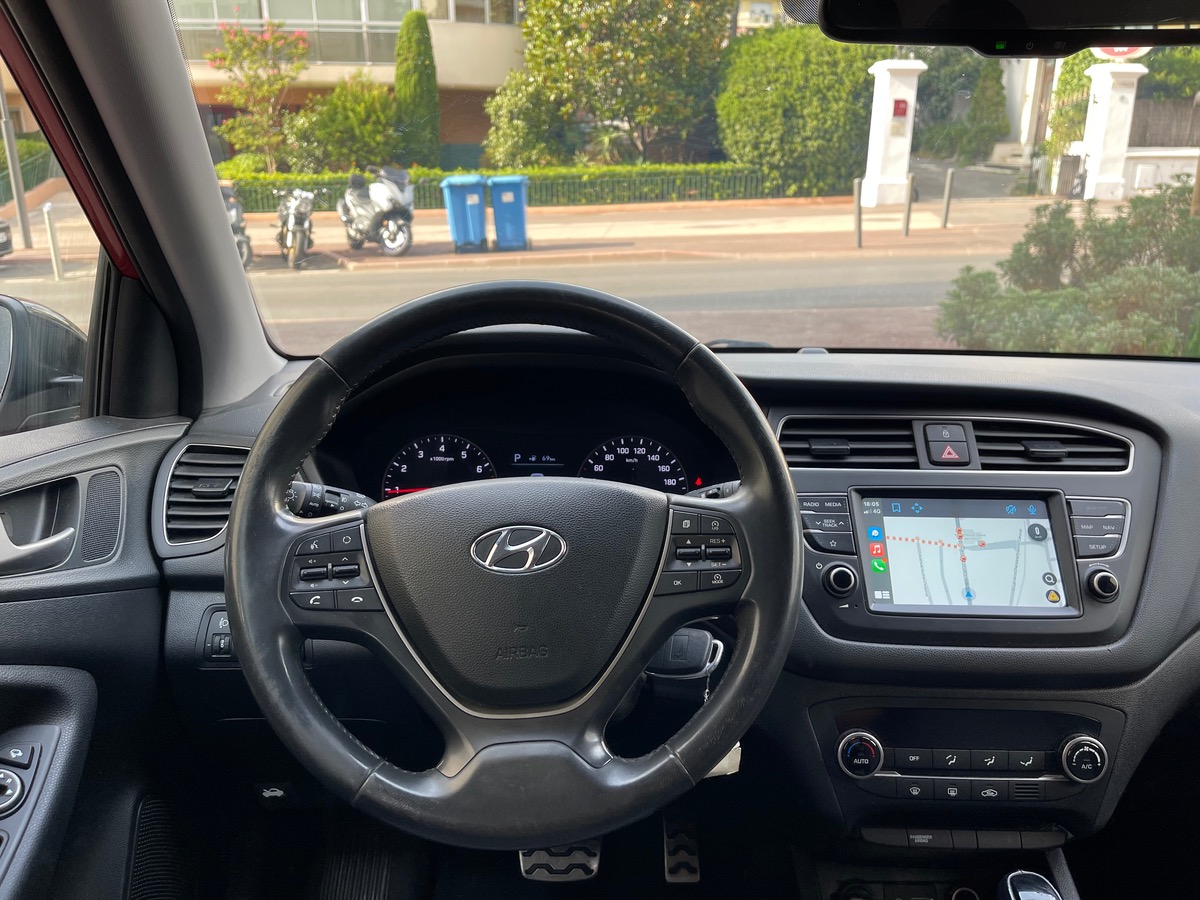 Hyundai i20 T-GDI 100 CV  Phase 2 / CarPlay / Caméra /Boîte auto / Jantes