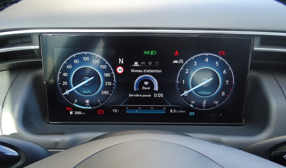Hyundai Tucson 1.6 T-GDI 150 ch hybride INTUITIVE CARPLAY 1er main garantie constructeur