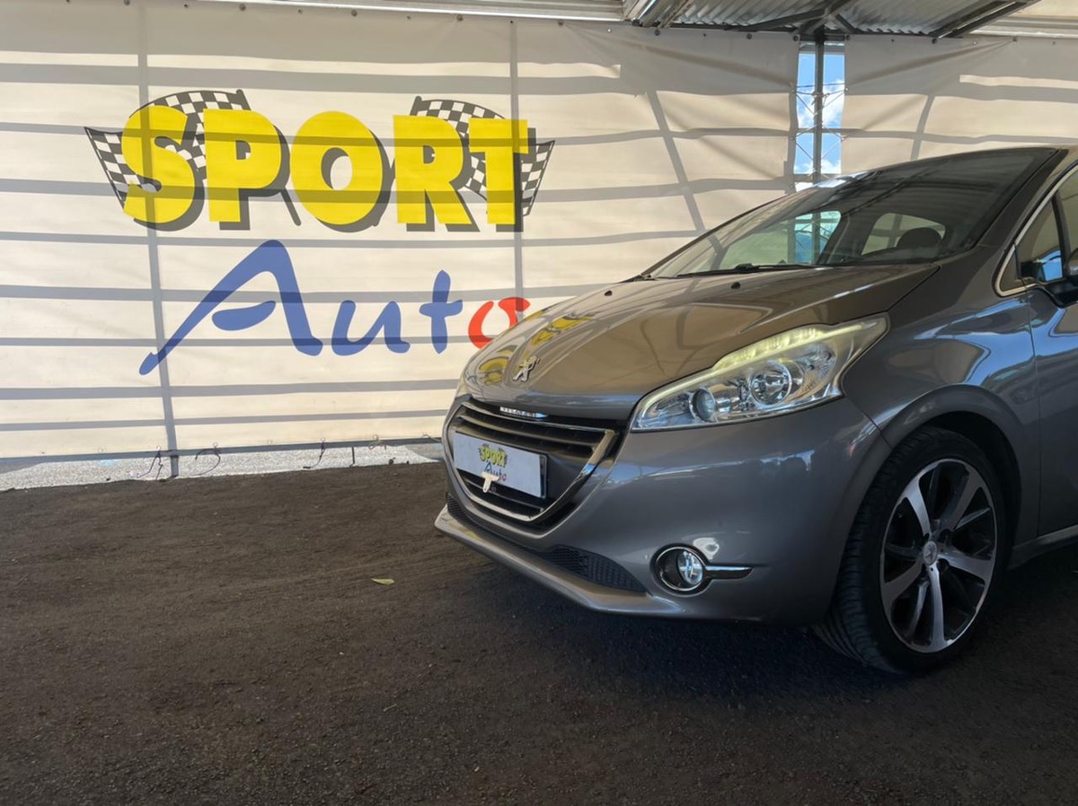 Peugeot 208 1.6 vti 120