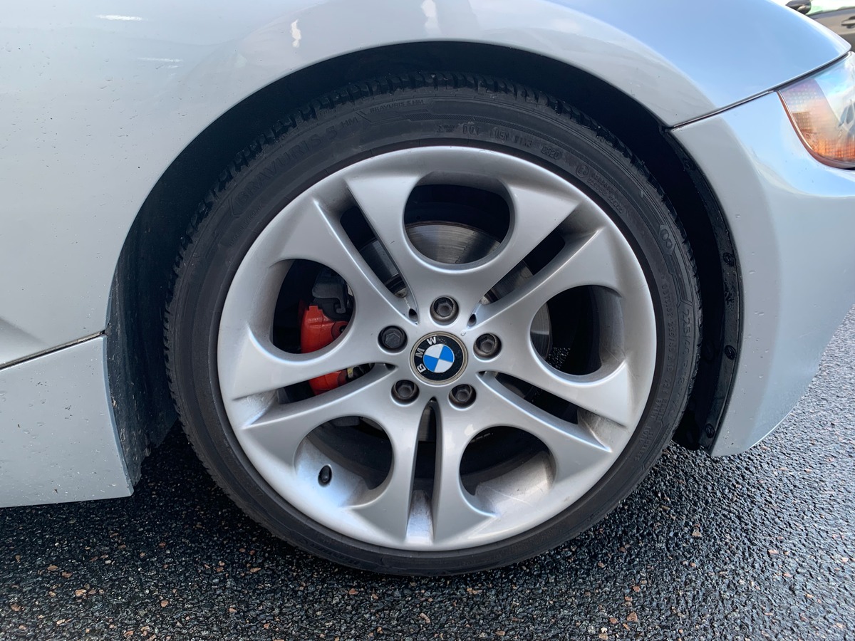 Bmw Z4 231 ch | 3.0L | Roadster | Cuir | GPS | Radar de recul | Climatisation | Pack Nord