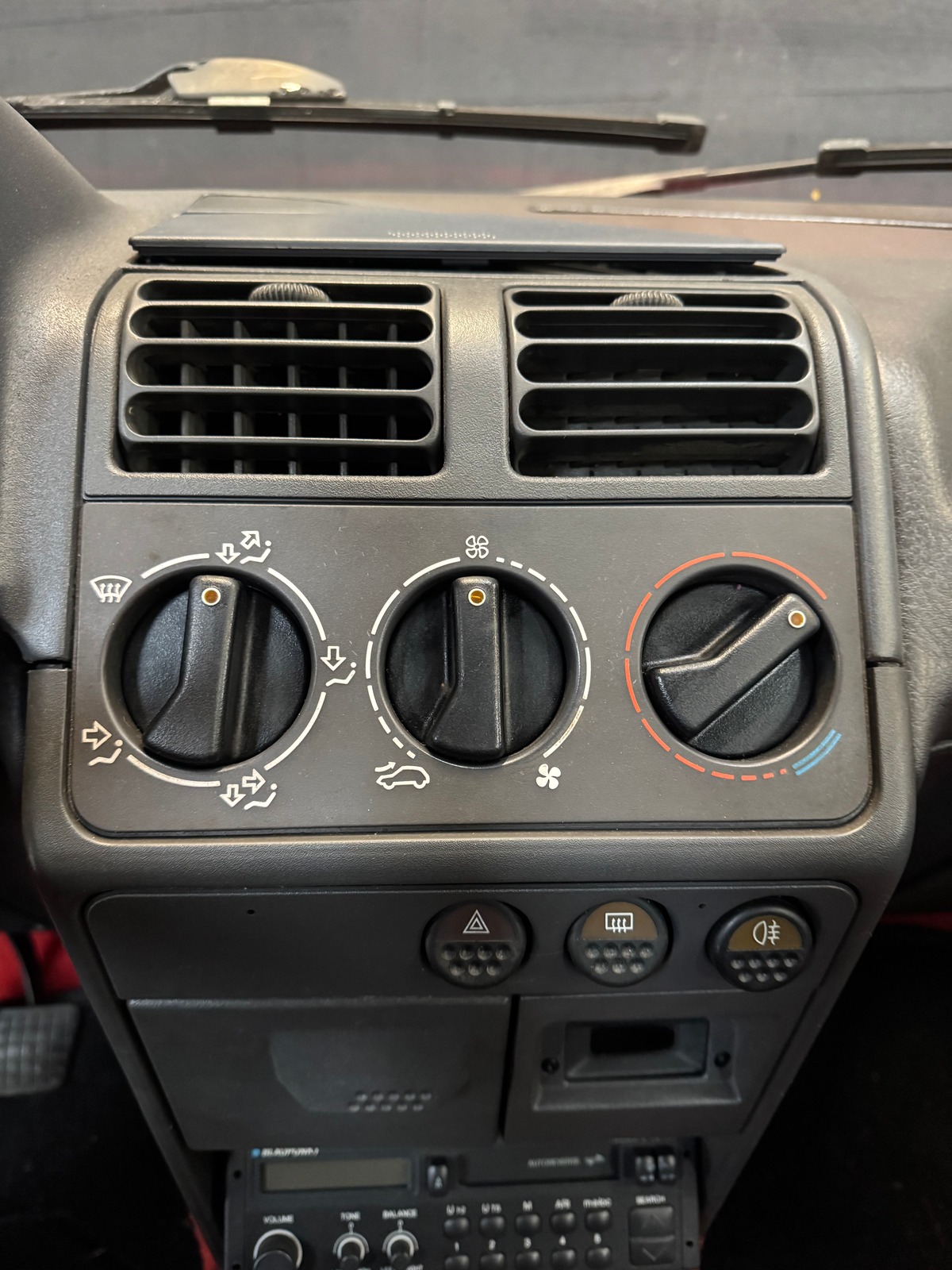 Peugeot 205 1.6 GTi 115