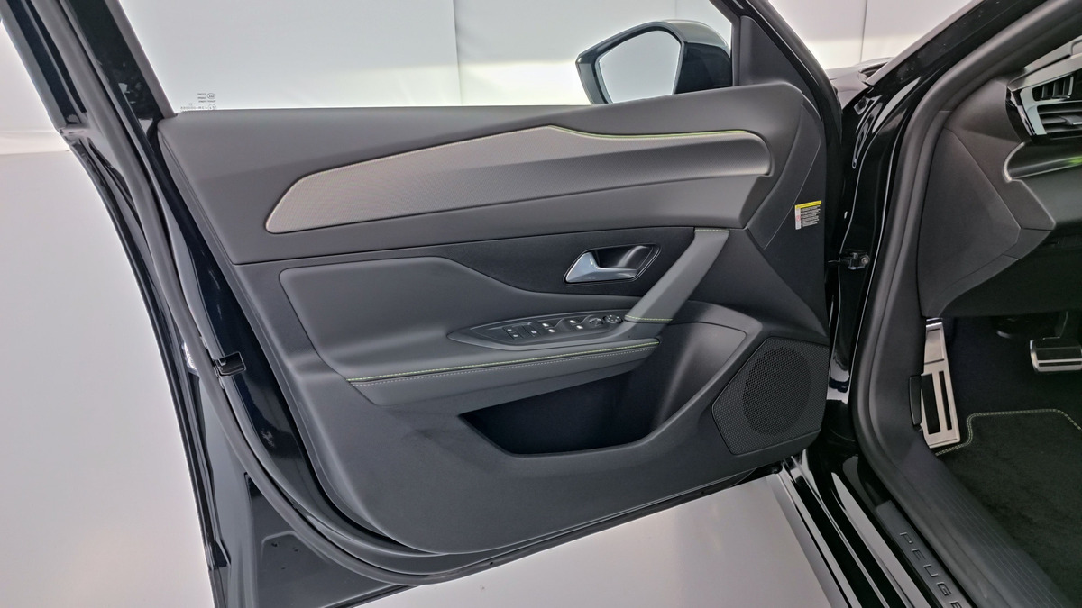 Peugeot 308 130 ch | GT Exclusive | PLUSIEURS COLORIS DISPONIBLE | Caméra recul | Apple car Play