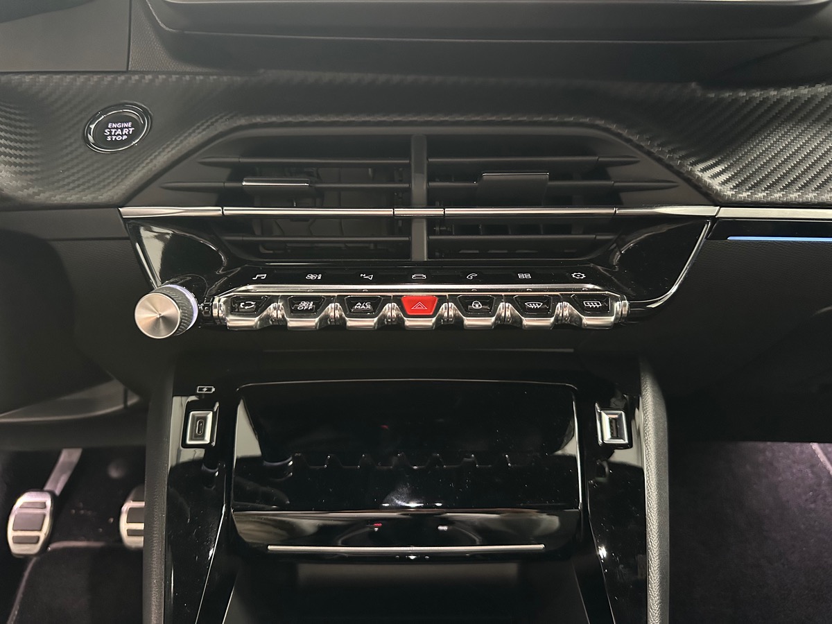 Peugeot 208 II 1.2 100cv S&S GT LINE